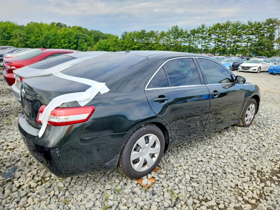 Photo 3 from auction – 2010 TOYOTA CAMRY with VIN 4T1BF3EK4AU577767
