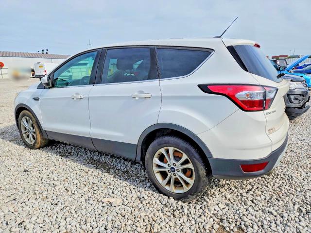 Photo 2 from auction – 2017 FORD ESCAPE with VIN 1FMCU9G92HUC88842