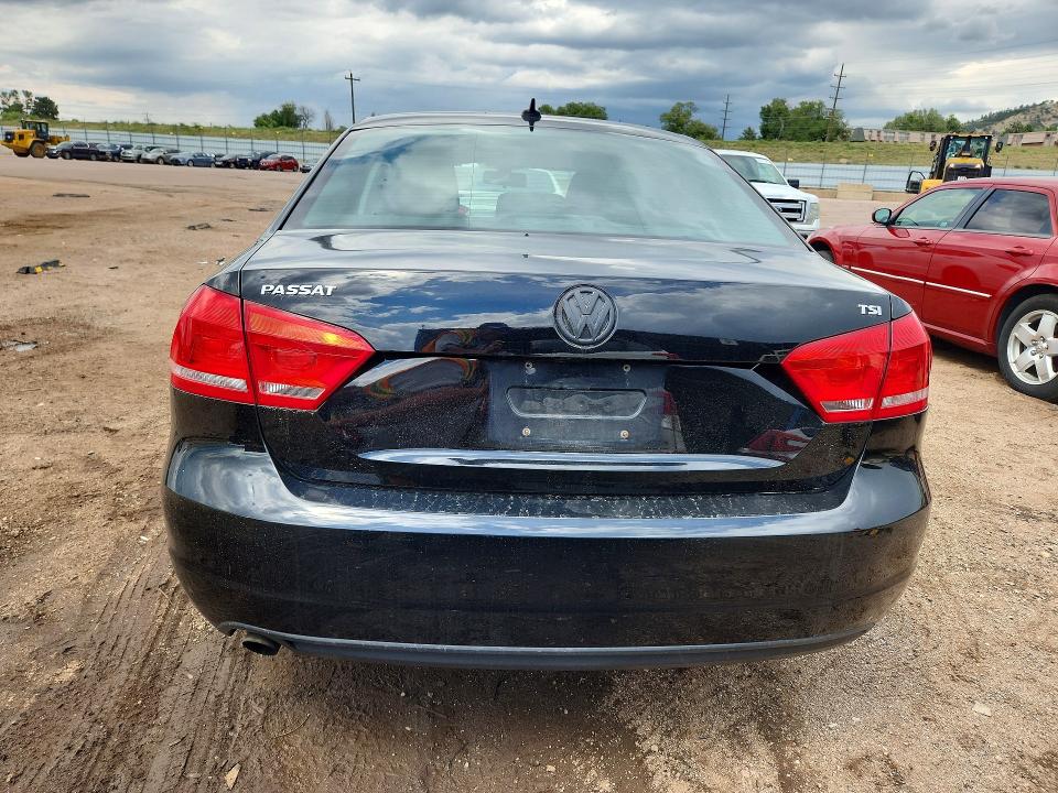Photo 6 from auction – 2014 VOLKSWAGEN PASSAT with VIN 1VWAT7A39EC059256