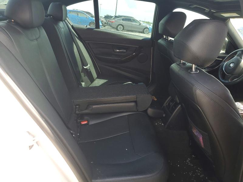 Photo 10 from auction – 2014 BMW 328 with VIN WBA3A5C57EJ463525