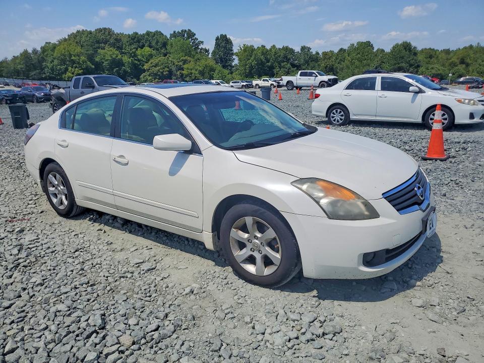 Photo 4 from auction – 2007 NISSAN ALTIMA with VIN 1N4AL21E37C219552