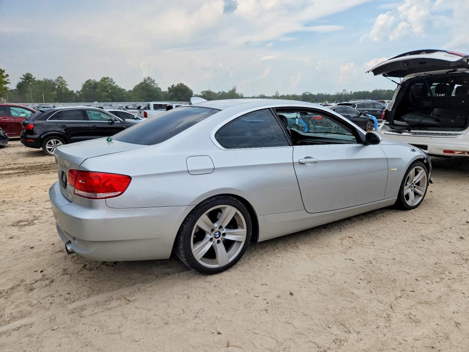 Photo 3 from auction – 2007 BMW 335 with VIN WBAWB73587PV82321