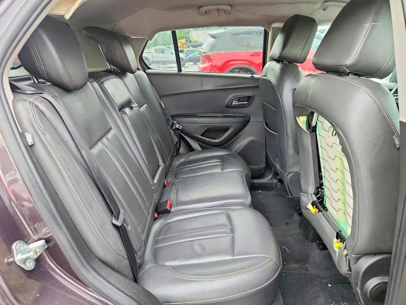 Photo 11 from auction – 2016 CHEVROLET TRAX with VIN 3GNCJPSB8GL155840