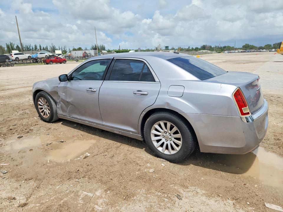 Photo 2 from auction – 2014 CHRYSLER 300 with VIN 2C3CCAAG6EH141670