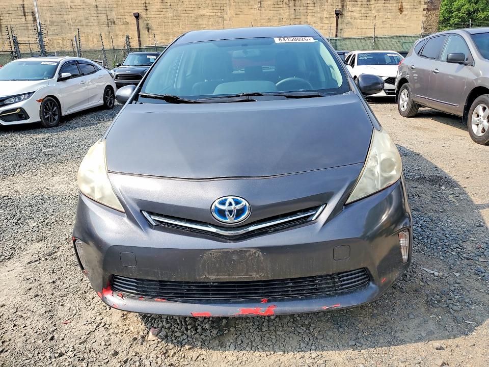 Photo 5 from auction – 2013 TOYOTA PRIUS V with VIN JTDZN3EU2D3257526