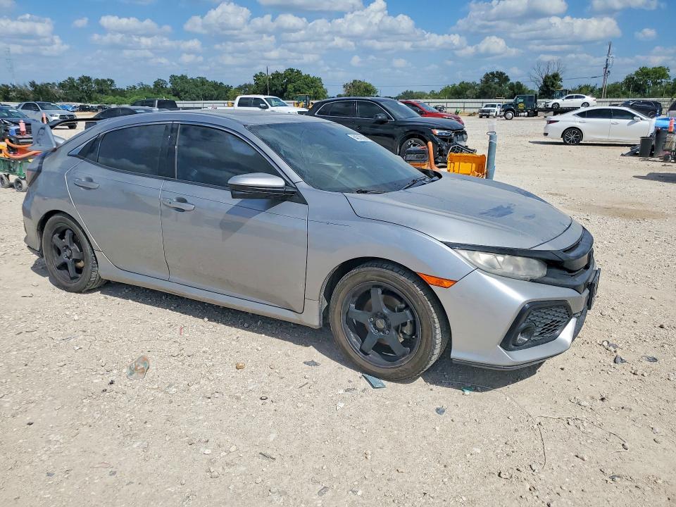 Photo 4 from auction – 2017 HONDA CIVIC with VIN SHHFK7H56HU232840