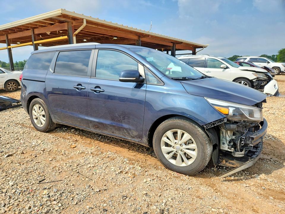 Photo 4 from auction – 2016 KIA SEDONA with VIN KNDMB5C19G6179255