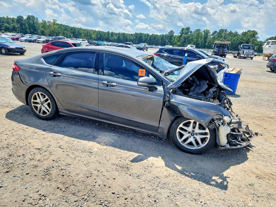 Photo 4 from auction – 2016 FORD FUSION with VIN 3FA6P0H77GR198535