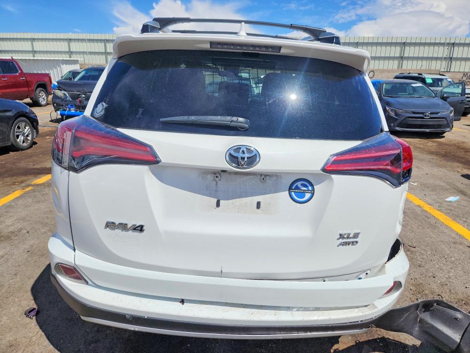 Photo 6 from auction – 2016 TOYOTA RAV4 with VIN JTMRFREV9GD197686
