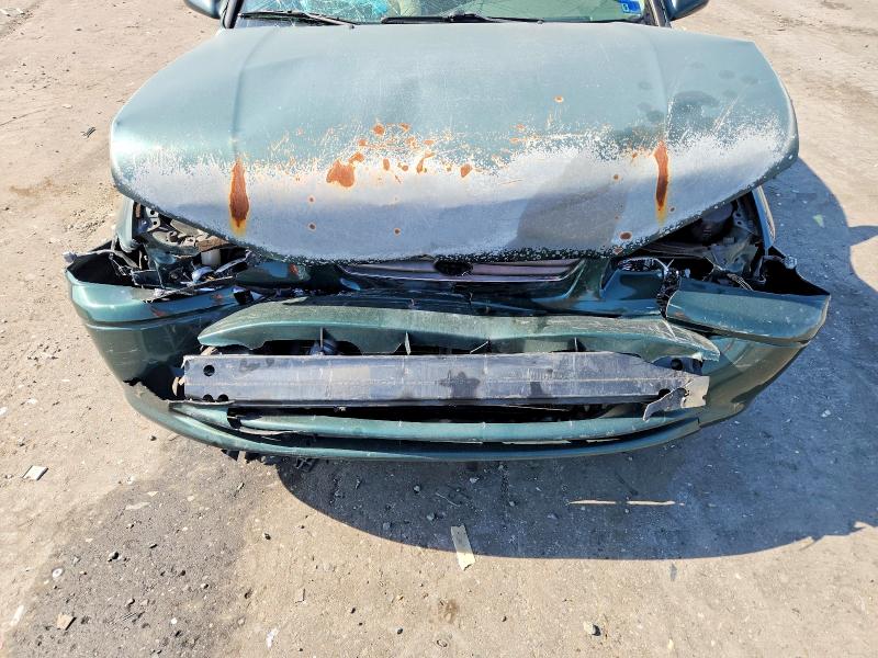 Photo 11 from auction – 2001 TOYOTA CAMRY with VIN 4T1BG22K21U058650