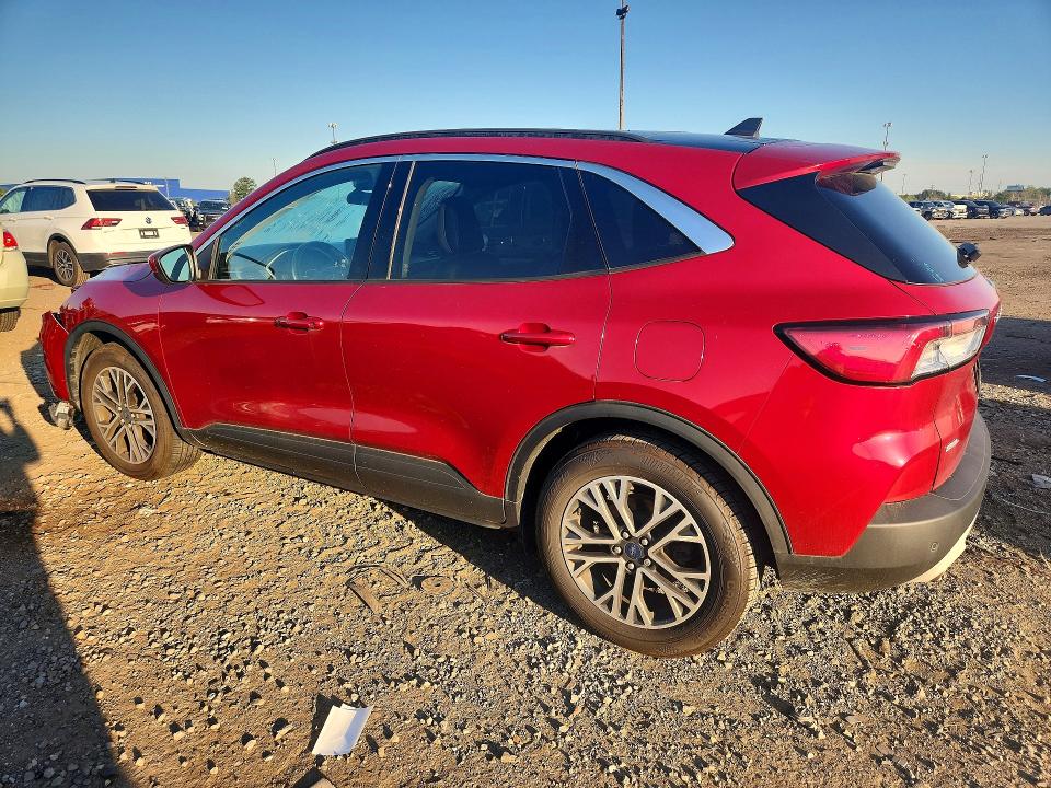 Photo 2 from auction – 2020 FORD ESCAPE with VIN 1FMCU0H62LUC30660
