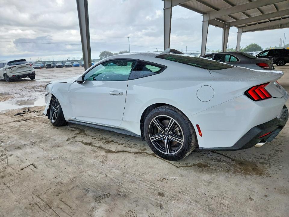 Photo 2 from auction – 2025 FORD MUSTANG with VIN 1FA6P8TH3S5101342