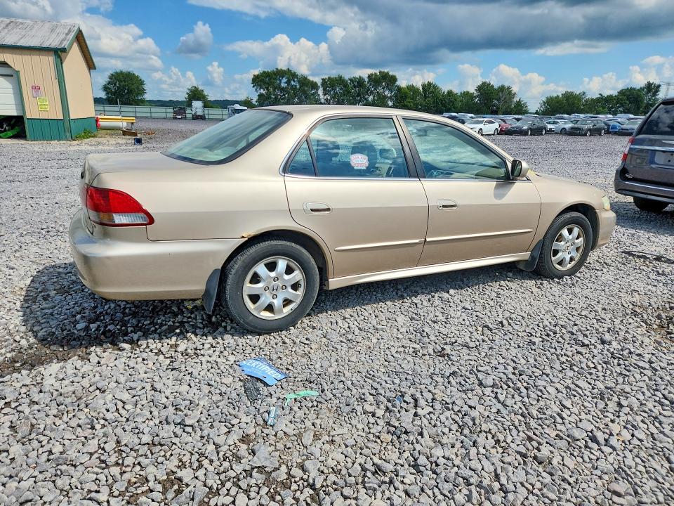 Photo 3 from auction – 2002 HONDA ACCORD with VIN 1HGCG566X2A001396