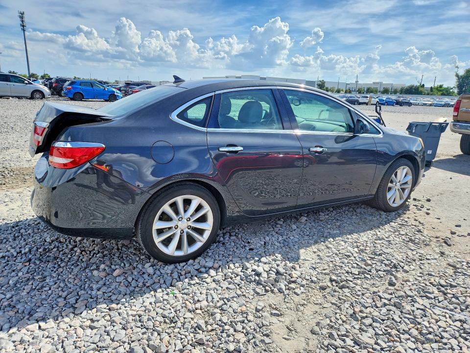 Photo 3 from auction – 2014 BUICK VERANO with VIN 1G4PP5SK7E4167375