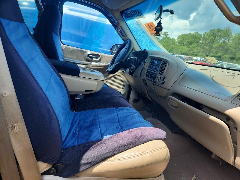 Photo 7 from auction – 2000 FORD F150 with VIN 1FTRX17W3YNA01564