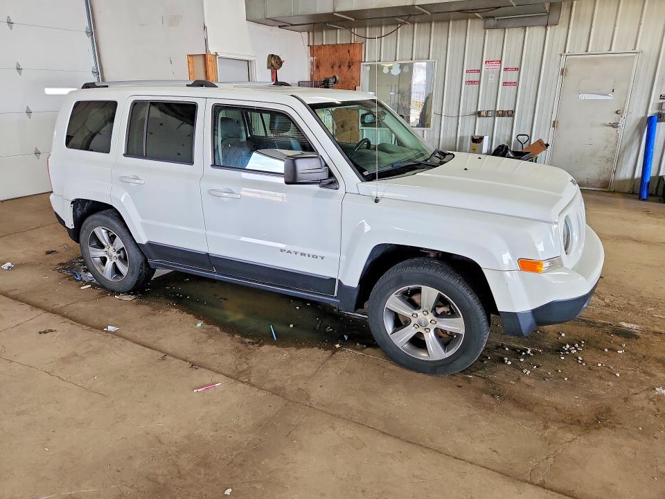 صورة رقم 4 من المزاد - 2016 JEEP PATRIOT مع VIN 1C4NJRFB9GD692701