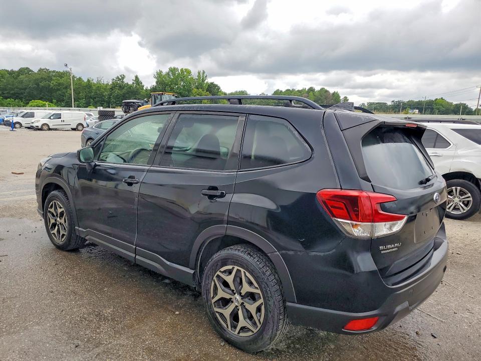 Photo 2 from auction – 2023 SUBARU FORESTER with VIN JF2SKADC5PH436949