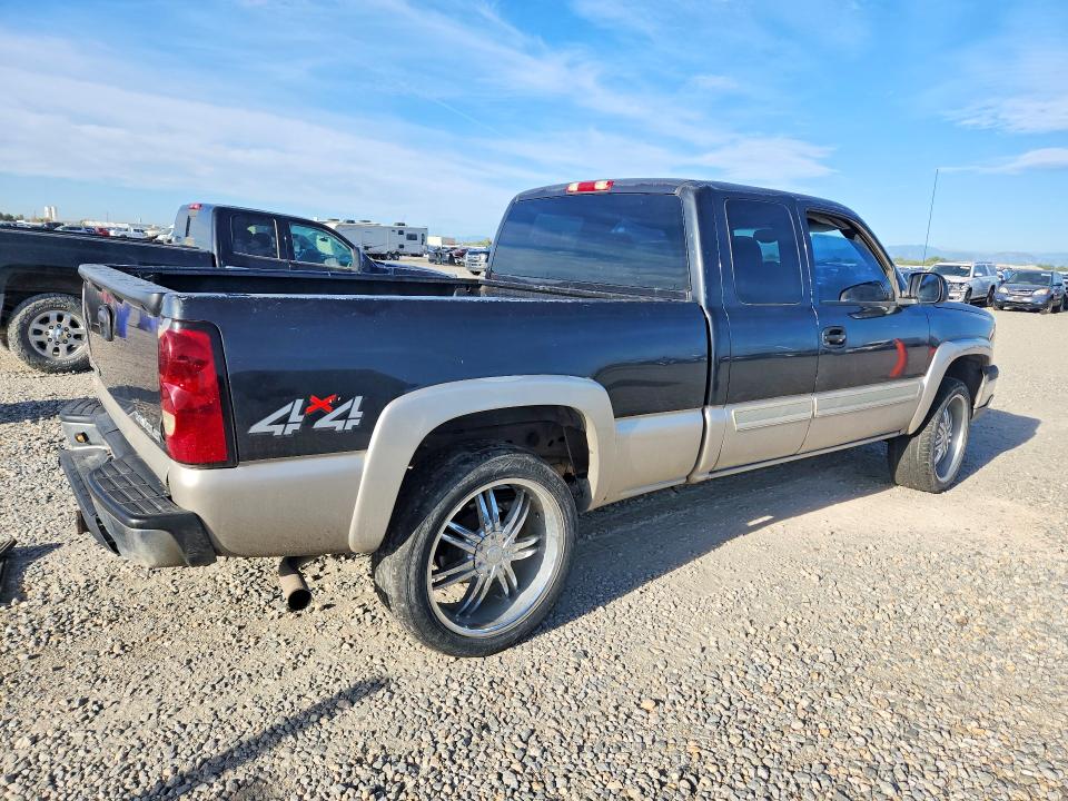 Photo 3 from auction – 2004 CHEVROLET SILVERADO with VIN 2GCEK19T041287692