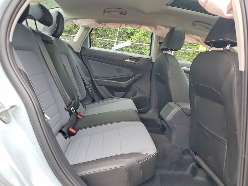 Снимка 10 от търг – 2026 VOLKSWAGEN JETTA с VIN 3VW7W7BU8TM065294