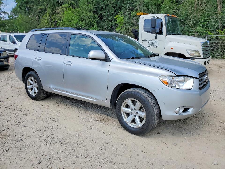 صورة رقم 4 من المزاد - 2010 TOYOTA HIGHLANDER مع VIN 5TDJK3EH2AS016973