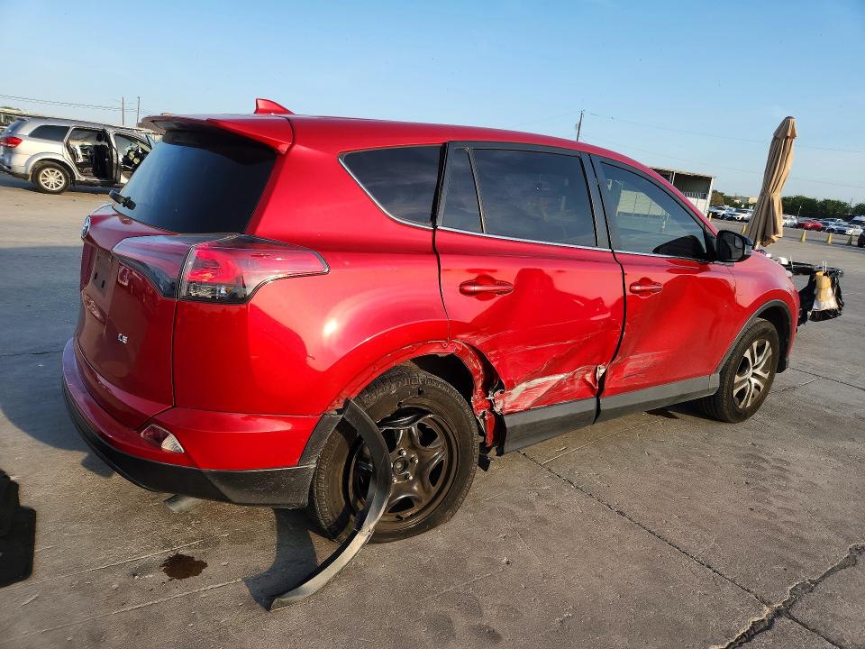 Photo 3 from auction – 2017 TOYOTA RAV4 with VIN JTMZFREV4HJ143795