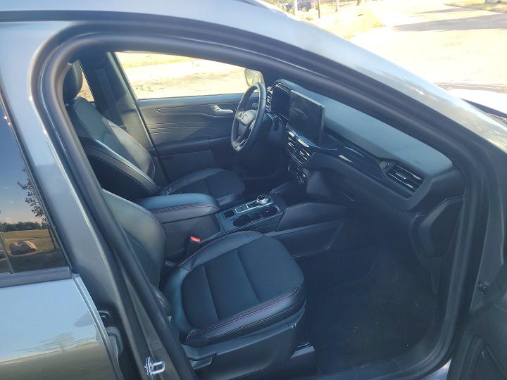 Photo 5 from auction – 2025 FORD ESCAPE with VIN 1FMCU9MN4SUA16785