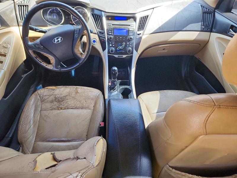 Photo 8 from auction – 2012 HYUNDAI SONATA with VIN 5NPEC4ACXCH371624