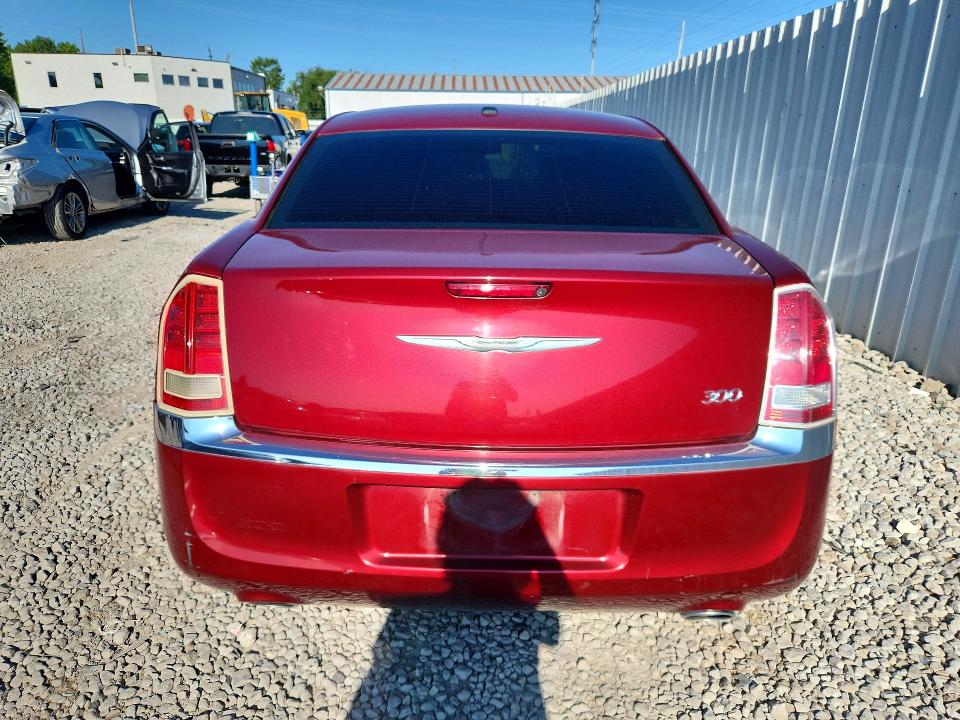 Photo 6 from auction – 2013 CHRYSLER 300 with VIN 2C3CCAAG2DH569301