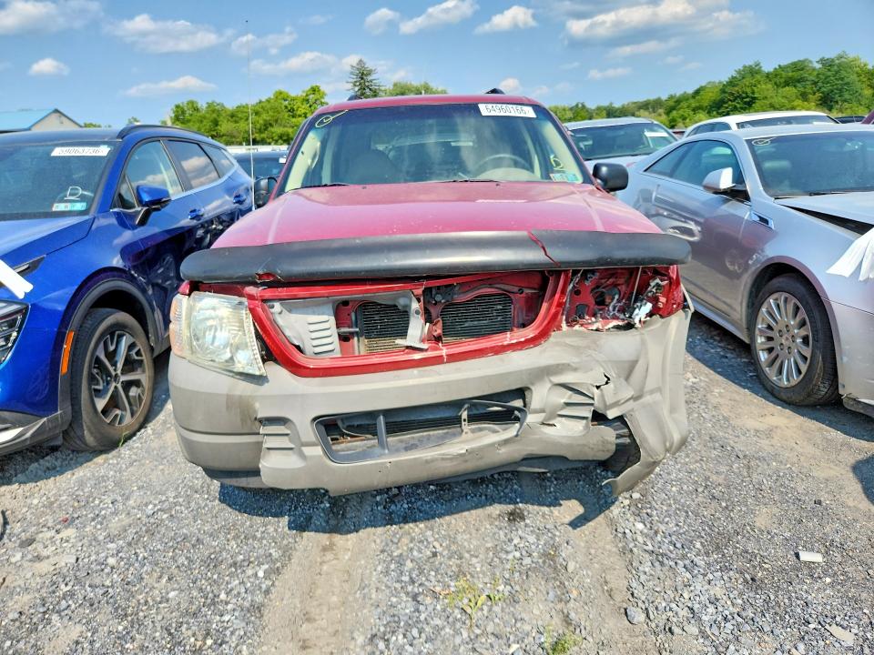 Photo 5 from auction – 2002 FORD EXPLORER with VIN 1FMZU72E92UC26980