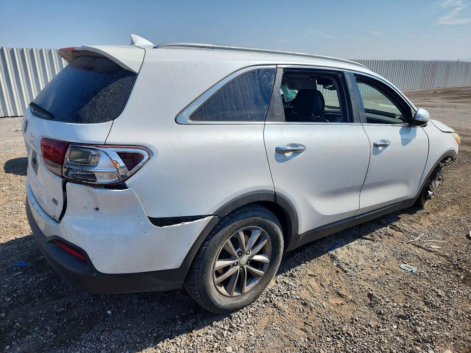 Photo 3 from auction – 2016 KIA SORENTO with VIN 5XYPG4A39GG140580