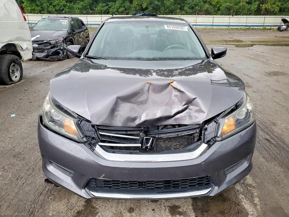 Photo 5 from auction – 2014 HONDA ACCORD with VIN 1HGCR2F34EA257875