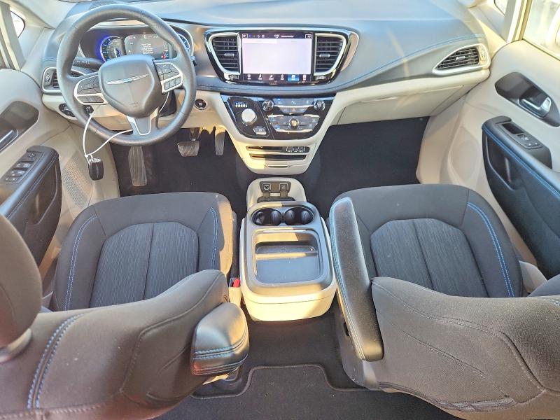 Photo 8 from auction – 2021 CHRYSLER PACIFICA with VIN 2C4RC1R75MR585688