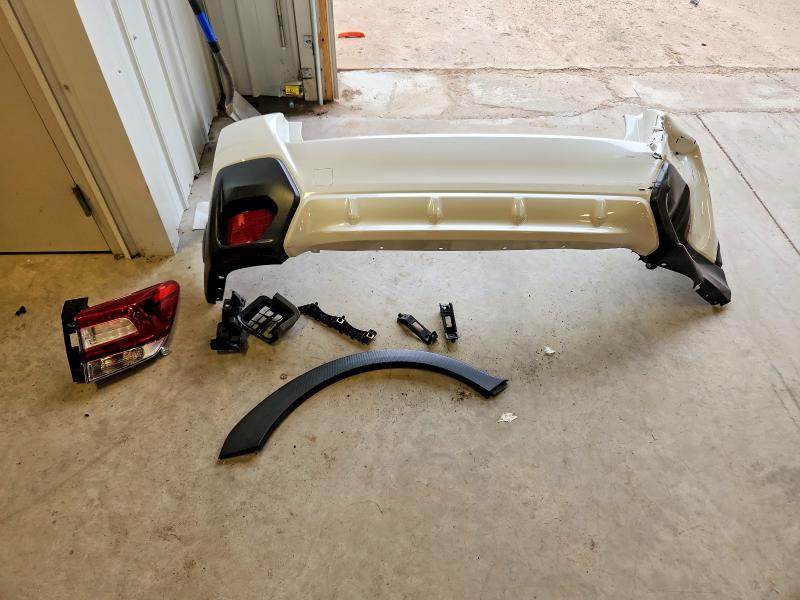 Photo 13 from auction – 2018 SUBARU CROSSTREK with VIN JF2GTABC9JH319159