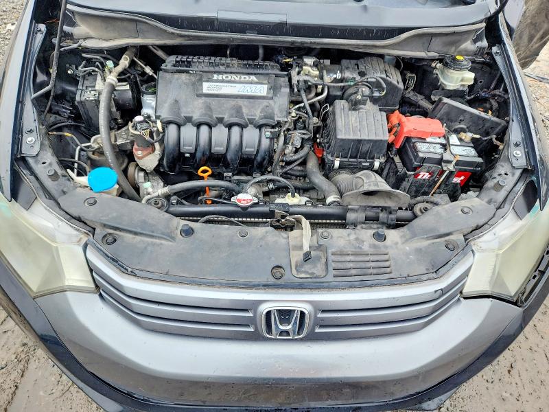Photo 11 from auction – 2010 HONDA INSIGHT with VIN JHMZE2H73AS004120