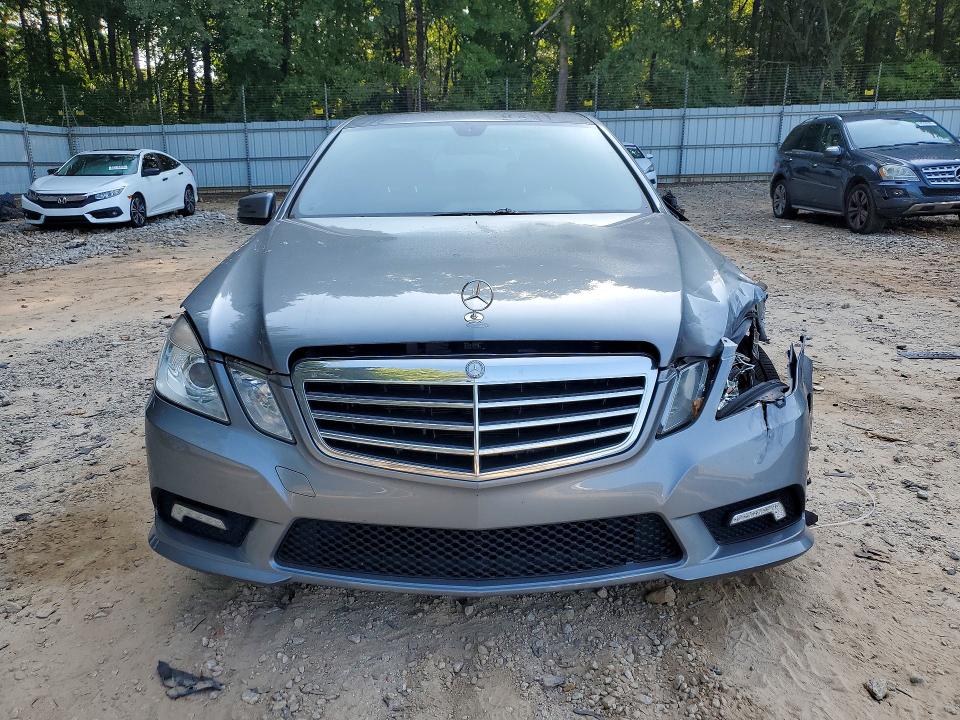 Photo 5 from auction – 2011 MERCEDES-BENZ E with VIN WDDHF5GB2BA475836