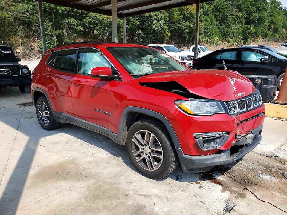 Фото 4 с аукциона – 2017 JEEP COMPASS с VIN 3C4NJCBBXHT653260