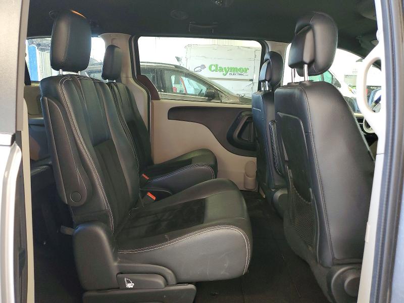 Photo 11 from auction – 2017 DODGE GRAND CARAVAN with VIN 2C4RDGCGXHR824442
