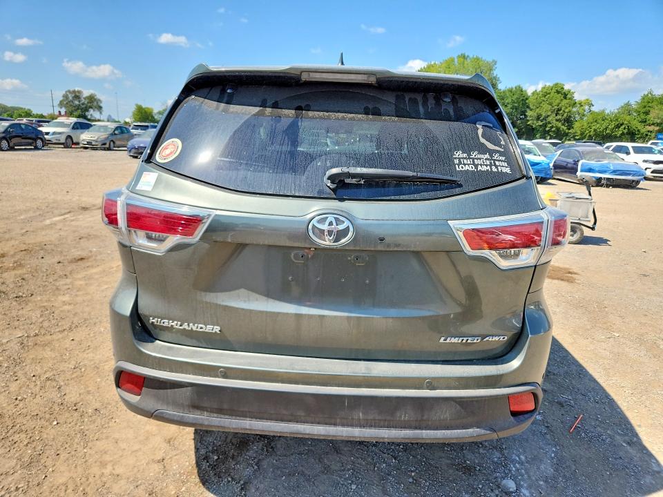 Photo 6 from auction – 2015 TOYOTA HIGHLANDER with VIN 5TDDKRFH5FS129743