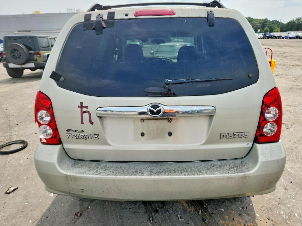 Foto 6 de la subasta – 2005 MAZDA TRIBUTE con VIN 4F2CZ94105KM03627
