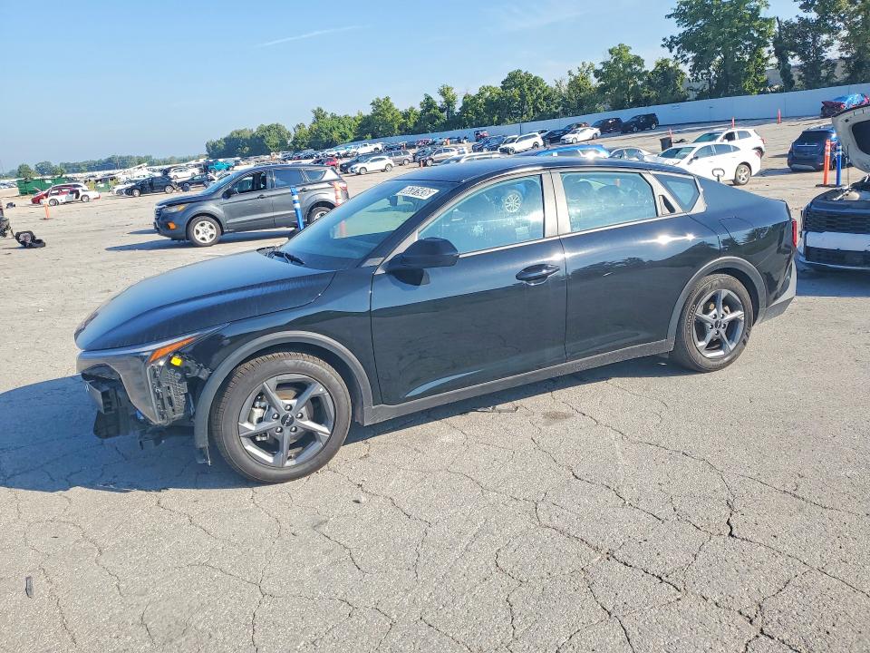 KIA K4 2026 with VIN 3KPFT4DE7TE286827 - Photo from auction