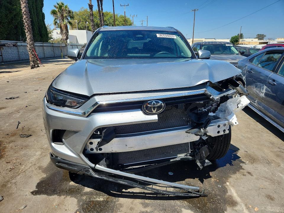 Photo 5 from auction – 2025 TOYOTA GRAND HIGHLANDER with VIN 5TDAAAB54SS090267
