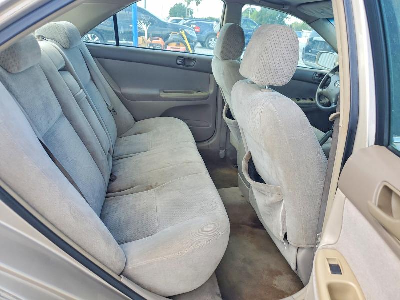 Photo 10 from auction – 2004 TOYOTA CAMRY with VIN 4T1BE32K24U903206