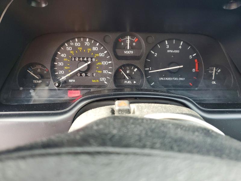 Photo 9 from auction – 1995 FORD THUNDERBIRD with VIN 1FALP62WXSH139317