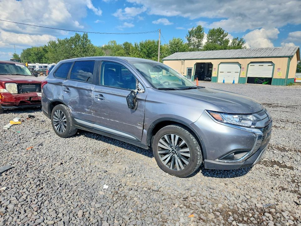 Photo 4 from auction – 2020 MITSUBISHI OUTLANDER with VIN JA4AD3A36LZ004101
