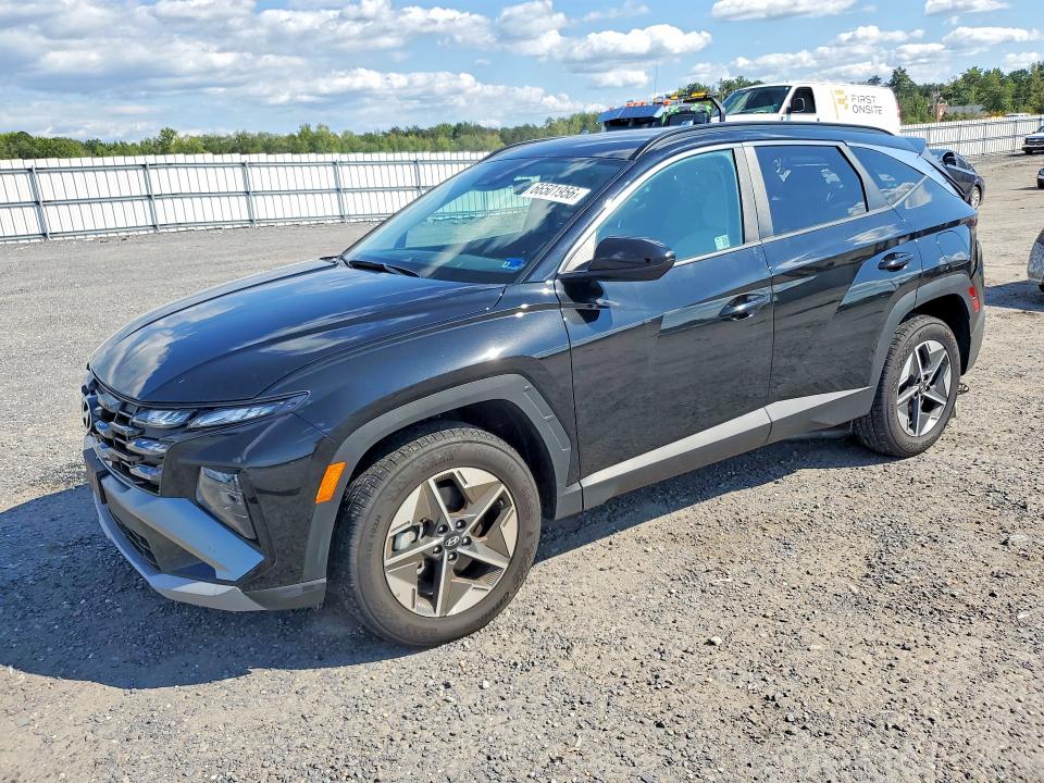 HYUNDAI TUCSON 2025 with VIN 5NMJBCDE5SH492890 - Photo from auction