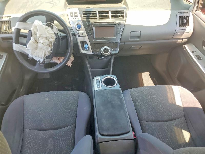 Photo 8 from auction – 2014 TOYOTA PRIUS V with VIN JTDZN3EU6EJ000687