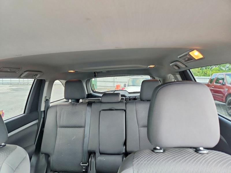 Photo 10 from auction – 2018 TOYOTA HIGHLANDER with VIN 5TDBZRFH1JS858768
