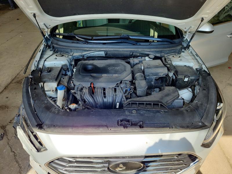 Photo 11 from auction – 2018 HYUNDAI SONATA with VIN 5NPE24AF0JH600175