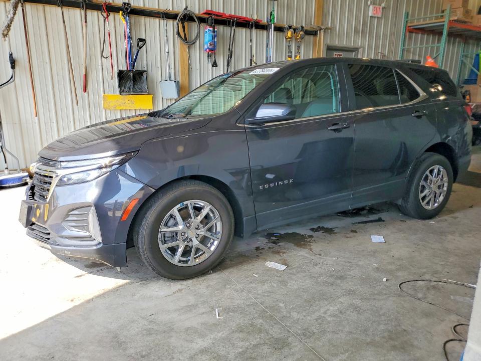CHEVROLET EQUINOX 2022 with VIN 3GNAXUEV5NS182992 - Photo from auction