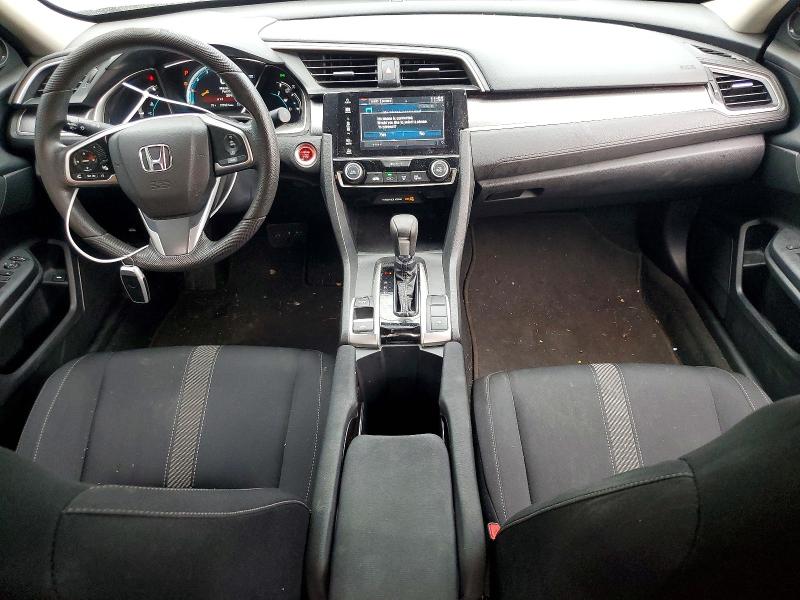 Photo 8 from auction – 2018 HONDA CIVIC with VIN 2HGFC2F71JH541378